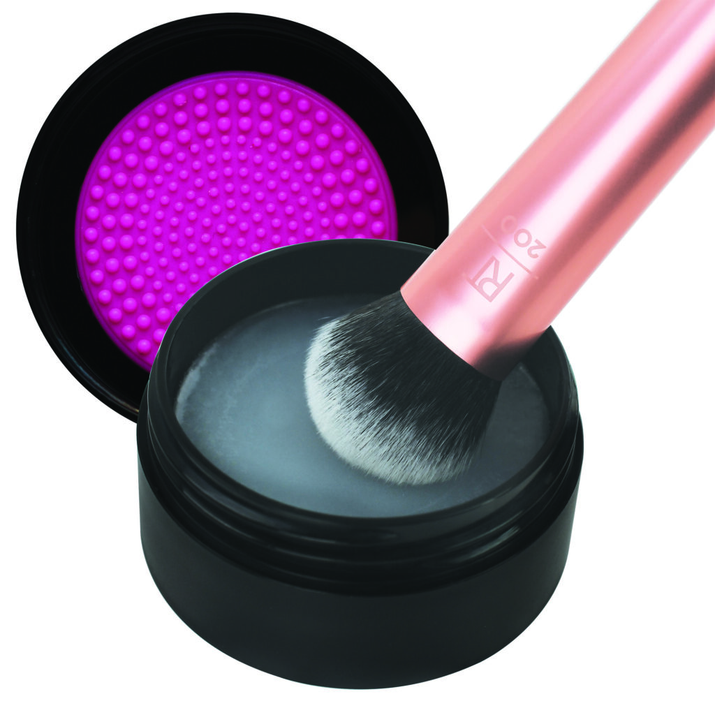 2 kpl Real Techniques Brush Cleansing Balm Love Beauty oy